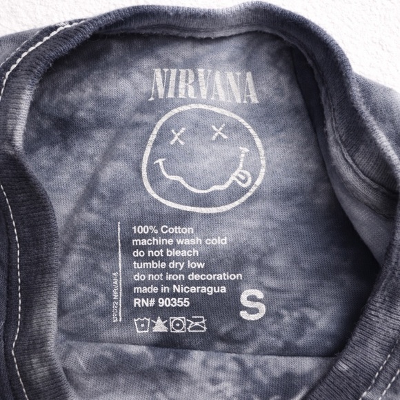 NIRVANA Black and Blue Tie-Dye Tee with Blue Graphic size small - Picture 6 of 7